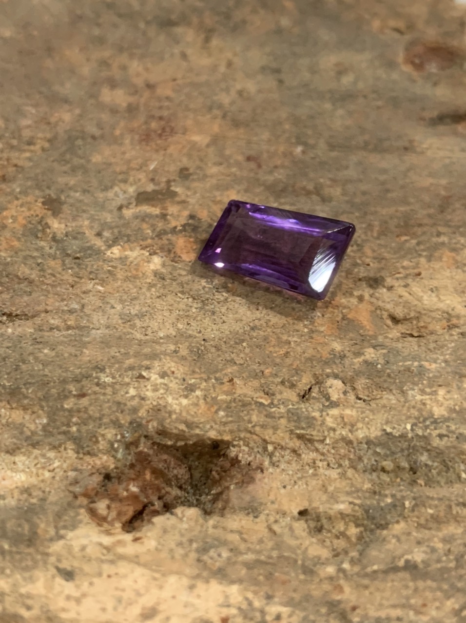 Viên đá thạch anh tím (Amethyst) thiên nhiên_HA-G000523