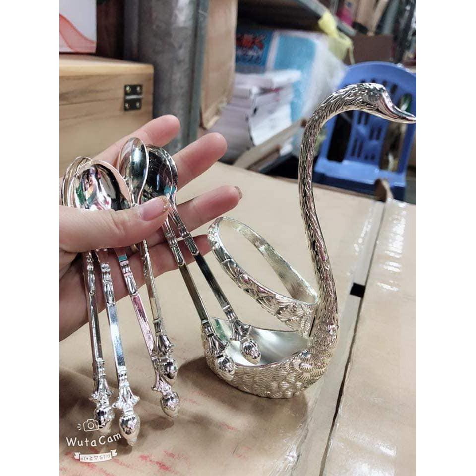 BỘ 6 THÌA KÈM ỐNG CẮM THIÊN NGA SANG CHẢNH