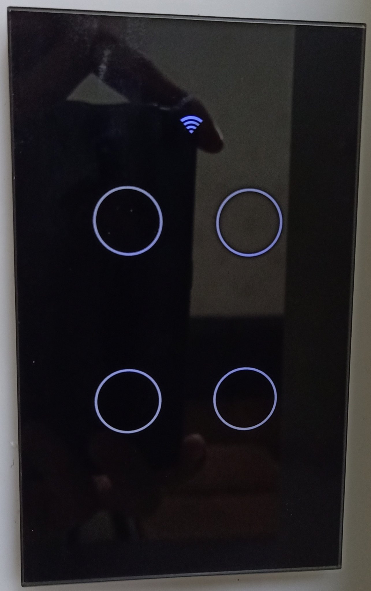 Công tắc cảm ứng Wifi thông minh 4 nút nhấn điều khiển từ xa qua Smartphone - HCN màu đen - Hàng nhập khẩu