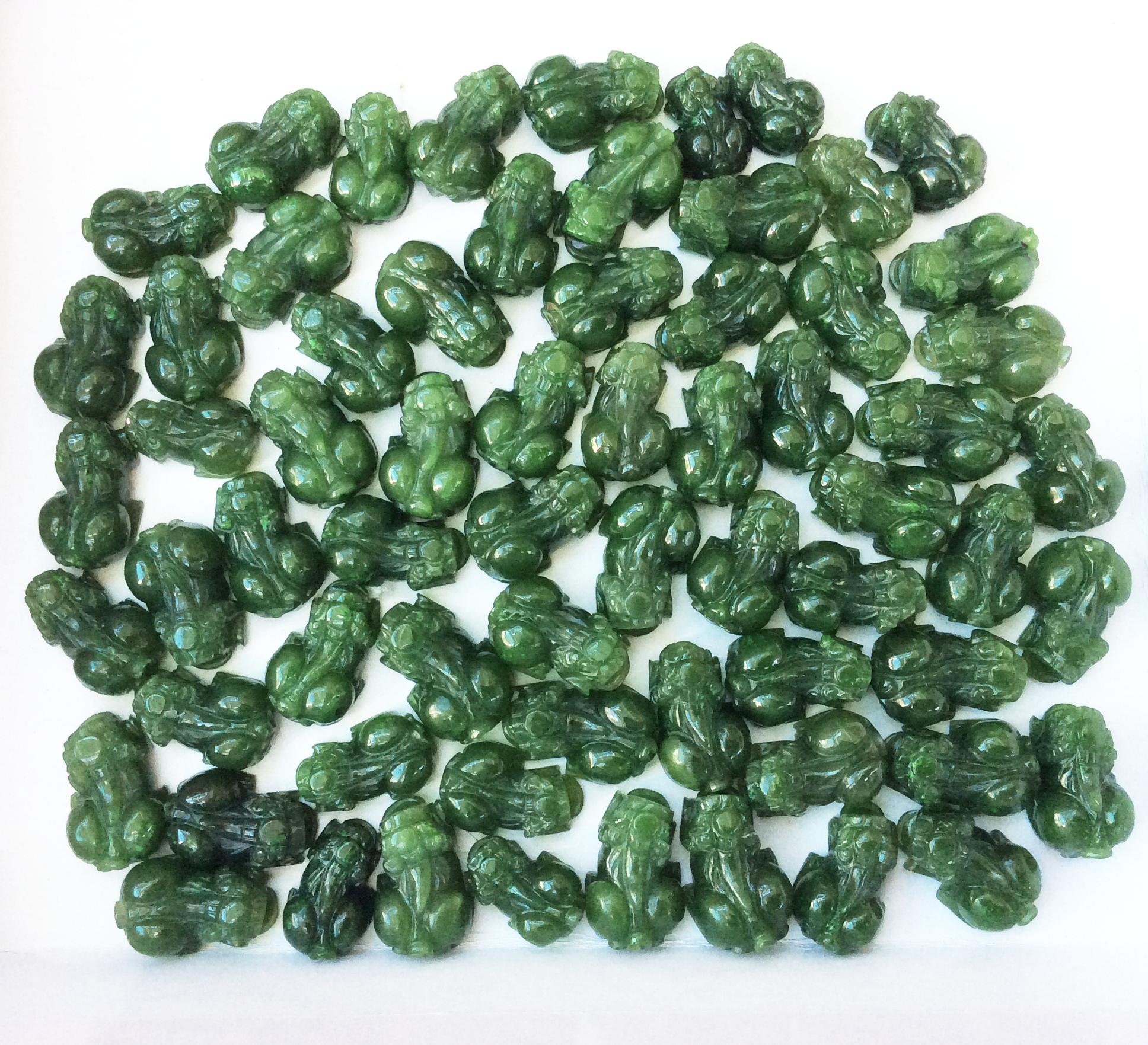 Tỳ Hưu đá Ngọc bích(Nephrite)