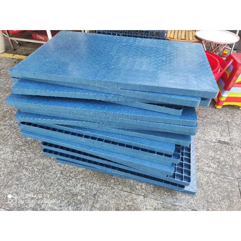 pallet không chân 600×100 mm ( mặt bít và mặt hở)