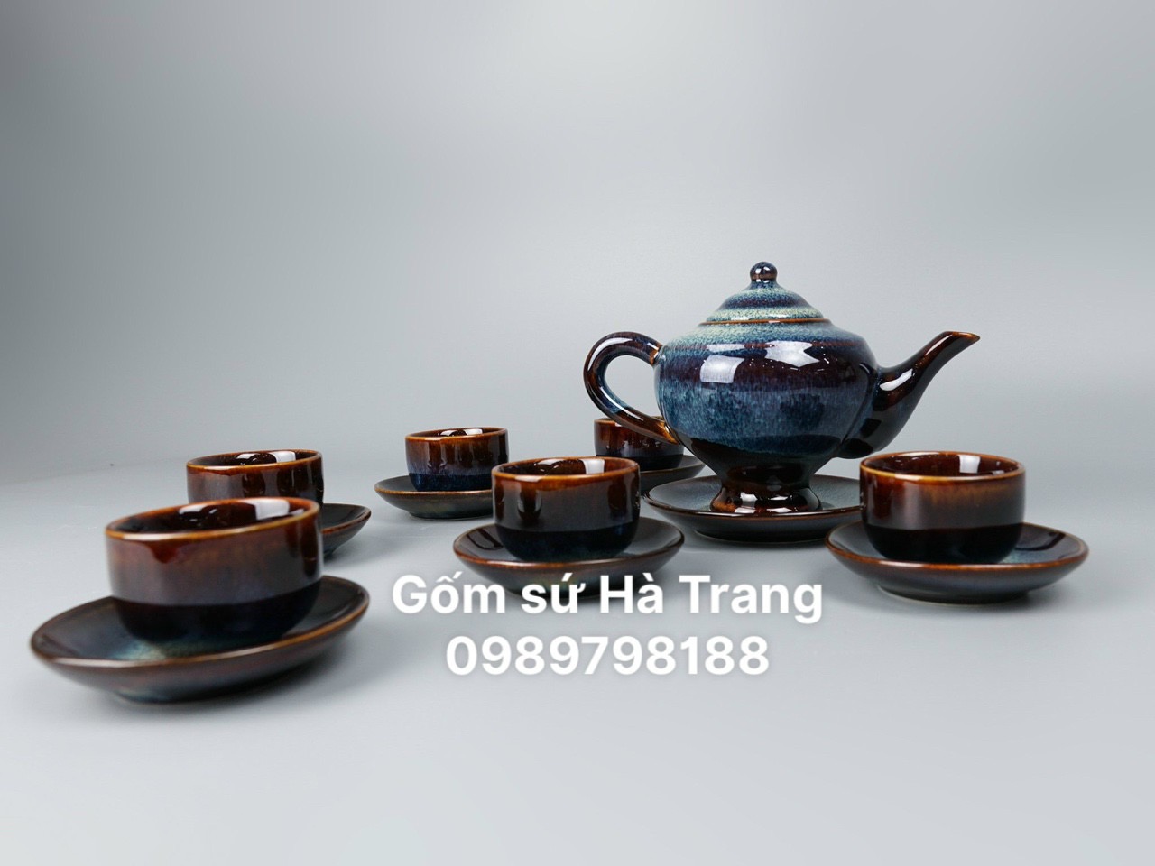 Bộ trà gốm sứ Bát Tràng cao cấp men hoả biến thiên thanh dáng ấm đèn thần