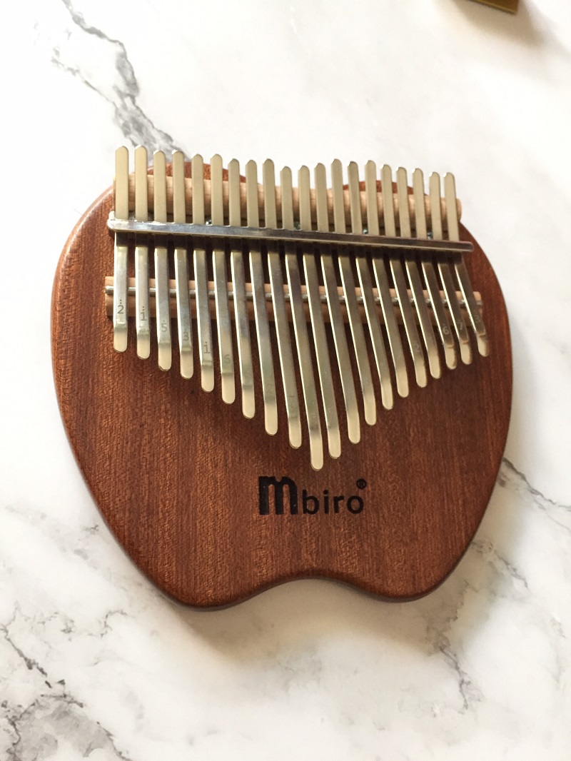 Đàn Kalimba Hình Táo 17 Phím Sapele KaLinh
