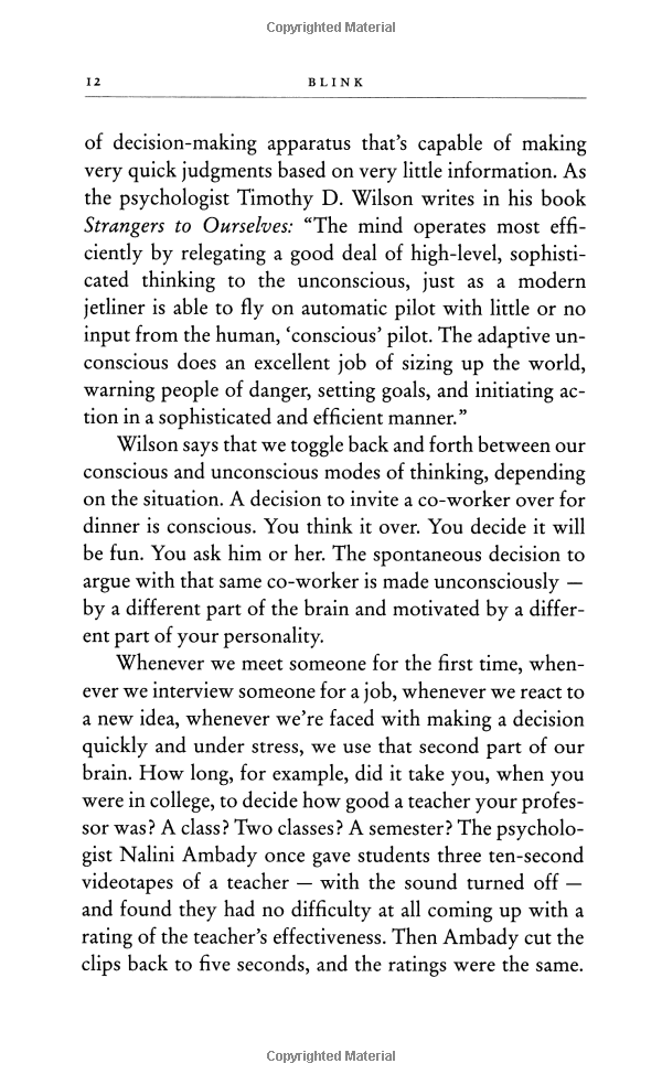 Blink: The Power of Thinking Without Thinking (Mass Paperback)