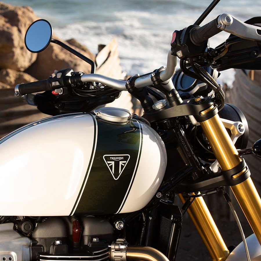 Xe Môtô Triumph Scrambler 1200 XE - Trắng Xanh