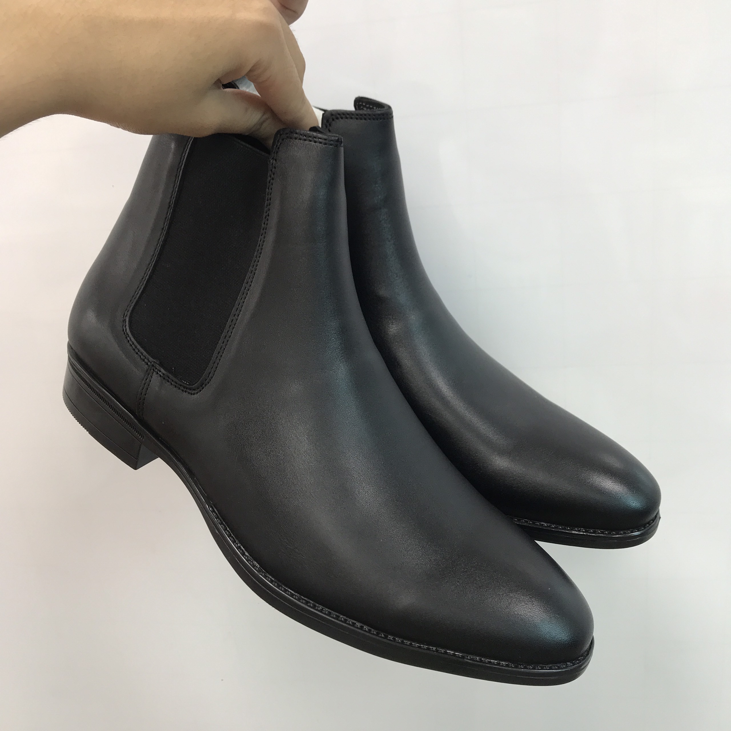 Giày  da nam Chelsea Boots cao cấp da bò thật đế cao su phiên bản 2020 từ size 38 đến 45