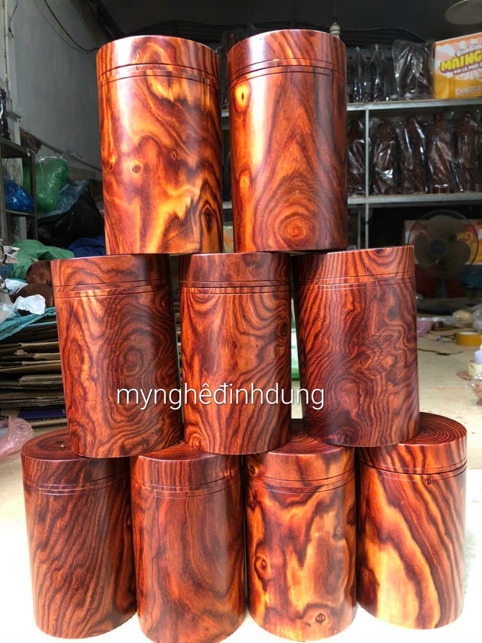 Hộp đựng trà ( chè) bằng gỗ trắc cao 20x11cm
