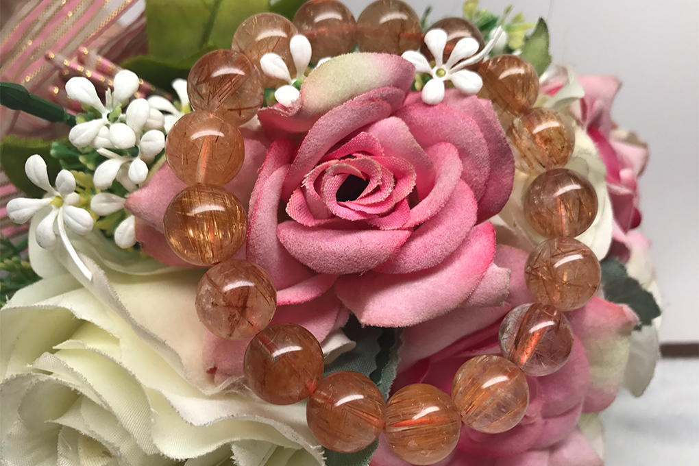 Vòng Đá Thạch Anh Tóc Đỏ Ngọc Quý Gemstones TA046