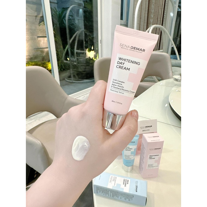 Kem dưỡng mặt ban ngày SENADEMAR nâng tone phục hồi dưỡng ẩm 30ml hạn 2027