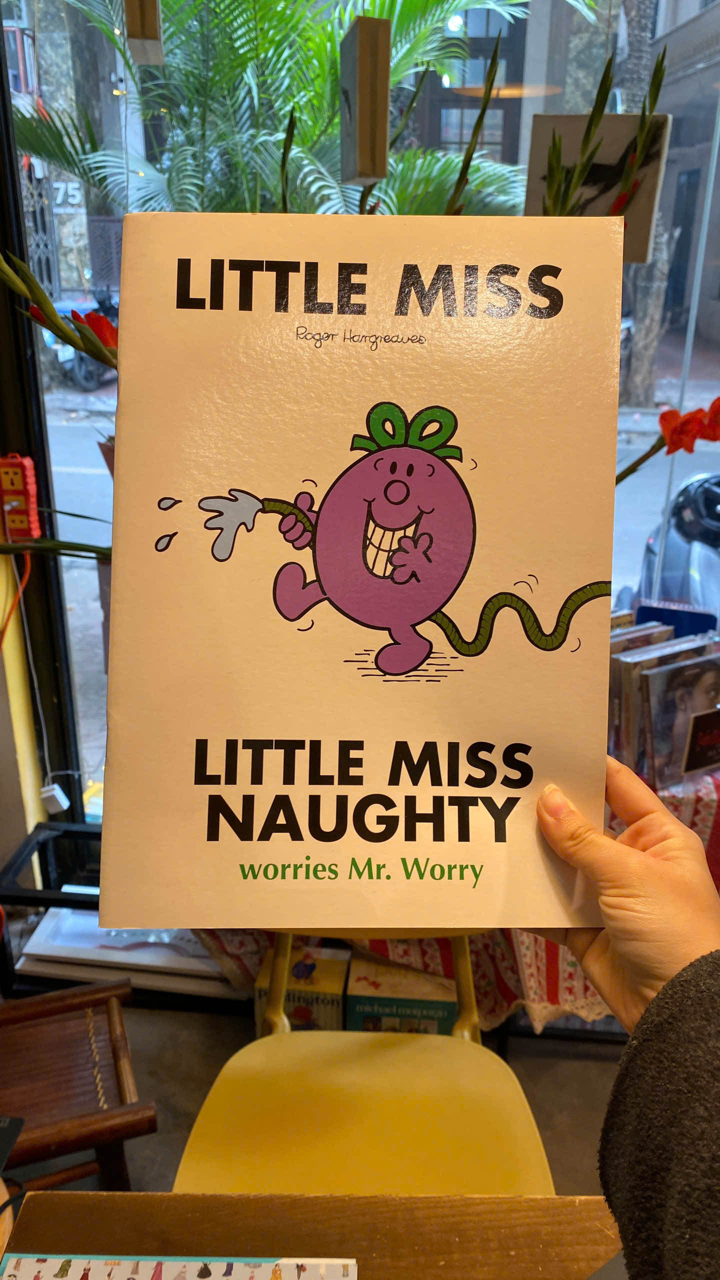 Sách - Little Miss Naughty Worries Mr. Worry by Roger Hargreaves | Children's English Picture Book