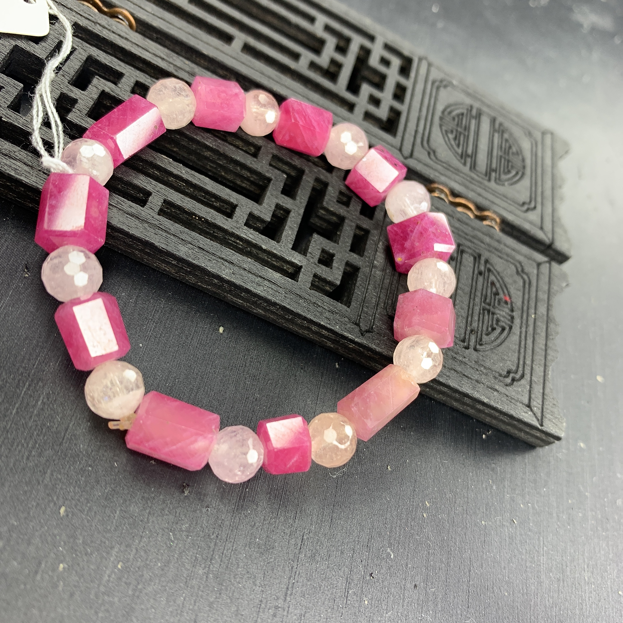 Chuỗi đá phong thủy Ruby , vòng tay ruby kết hợp Beryl hồng 2