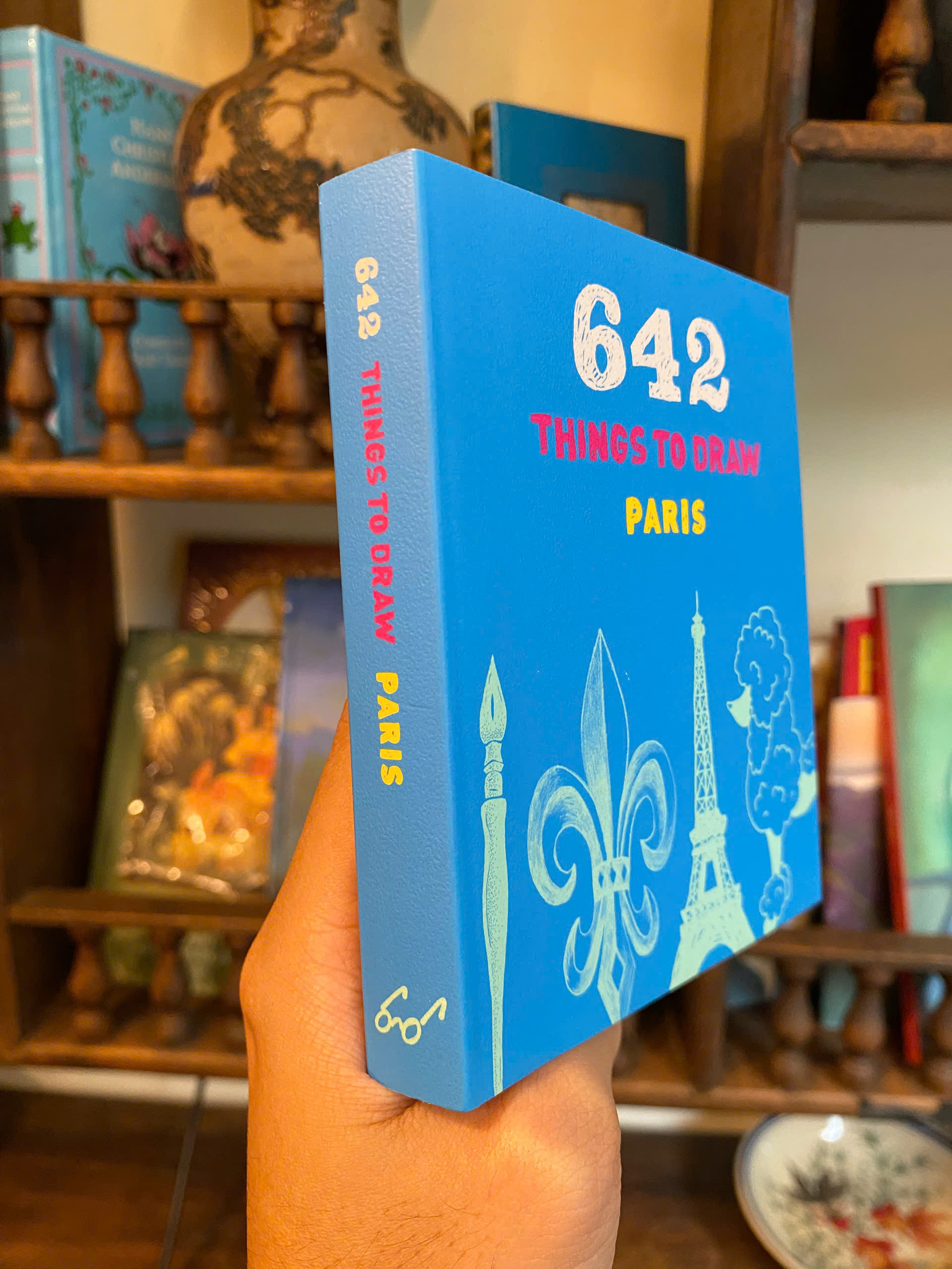 Sách - 642 Things to Draw: Paris | Inventive Sketchbook (Pocket Size) | Ngoại văn Nhập khẩu