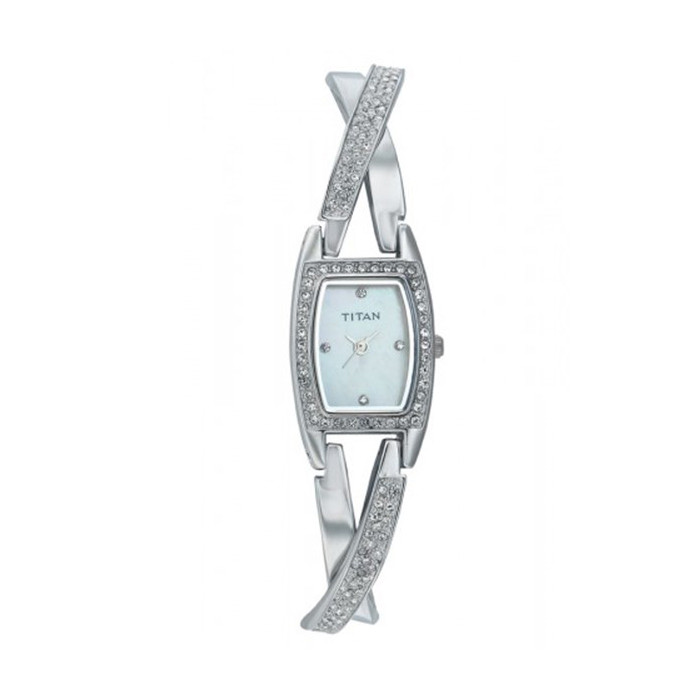 Đồng hồ đeo tay nữ  hiệu Titan  9851SM01
