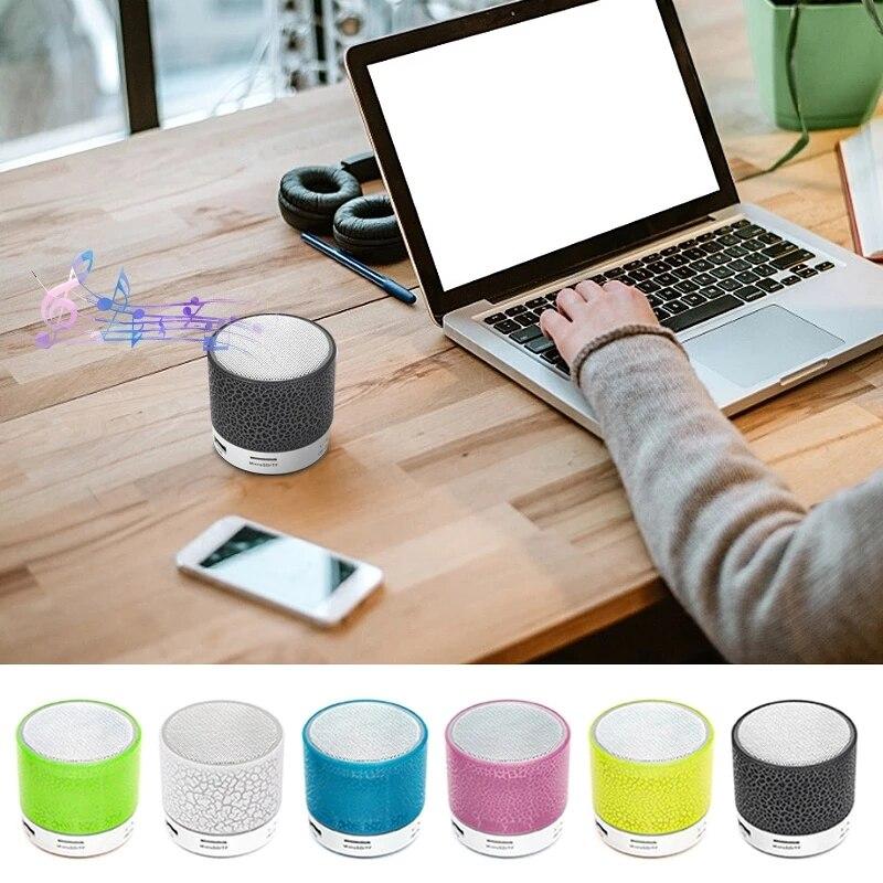 Loa Bluetooth Mini Loa Không Dây LED Nhiều Màu Sắc Thẻ TF USB Loa Siêu Trầm Di Động MP3 Âm Nhạc Âm Thanh Cột Cho Điện Thoại Máy Tính Color: Army Green