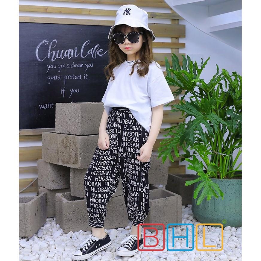 Bộ trang phục cho bé gái cá tính chất áo Cotton, quần đũi tơ mềm mịn - Xu hướng thời trang trẻ em 2021