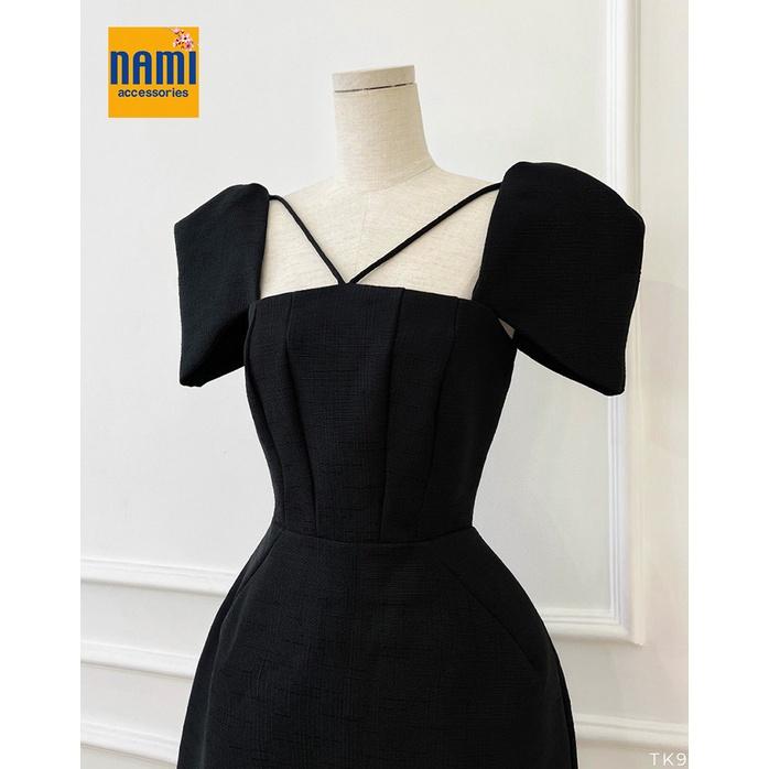 Đầm xoè chéo dây dáng ngắn lên form xinh xắn dễ thương kèm dáng tay lạ mắt tinh tế - ATNU029