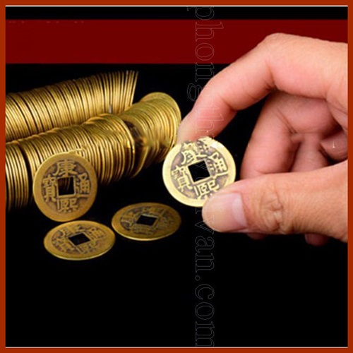 Dây xu màu đỏ - Vật phẩm phong thủy.