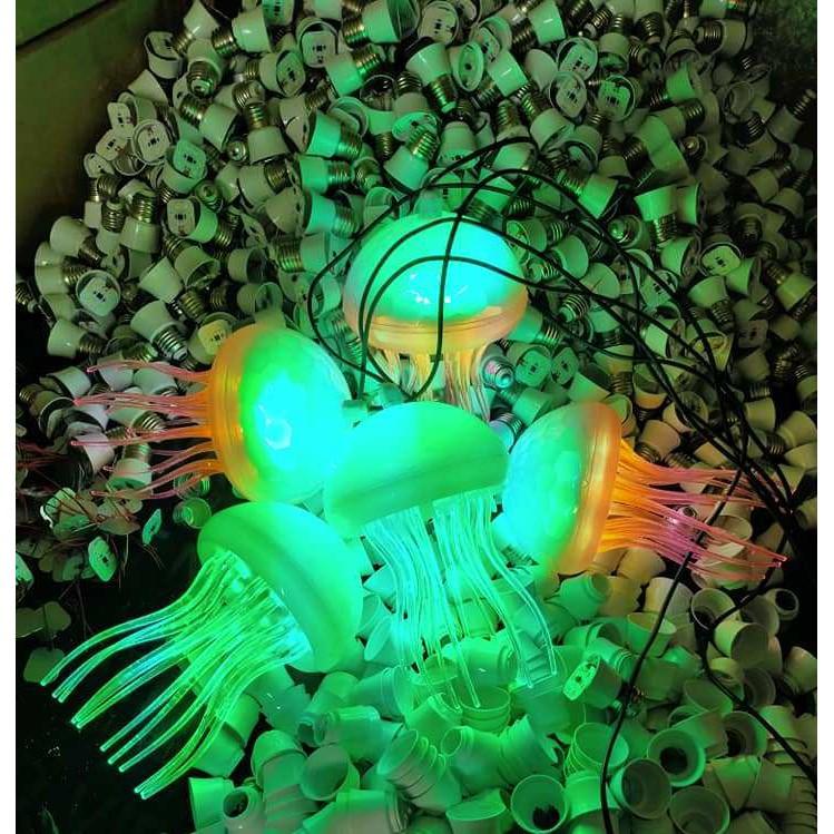 Đèn led đổi màu hình sứa