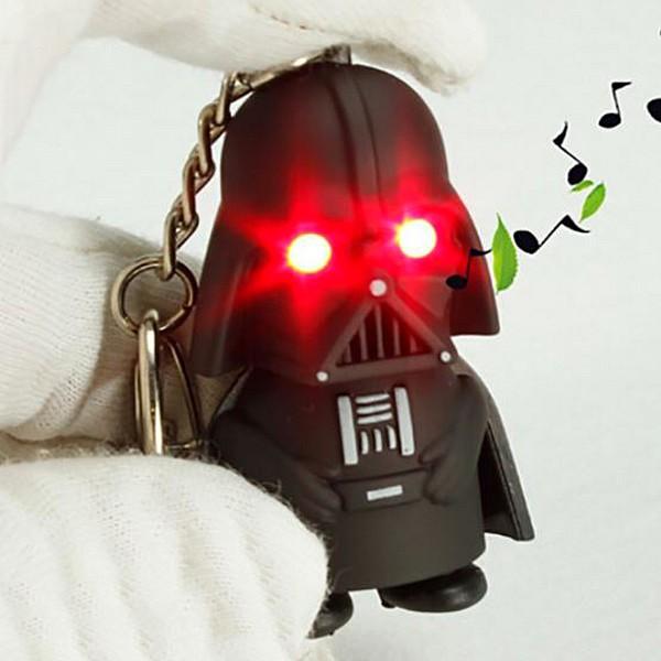 Móc Khóa Đèn Led Nhân Vật Darth Vader trong phim Star Wars