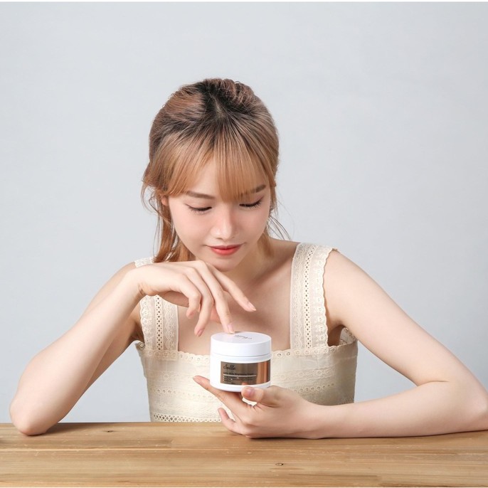 Kem Dưỡng Trăng Da Body Sollle Hàn Quốc Hỗ Trợ Giúp Trăng Da,Bật Tông,Chống Nắng Hũ 200ml