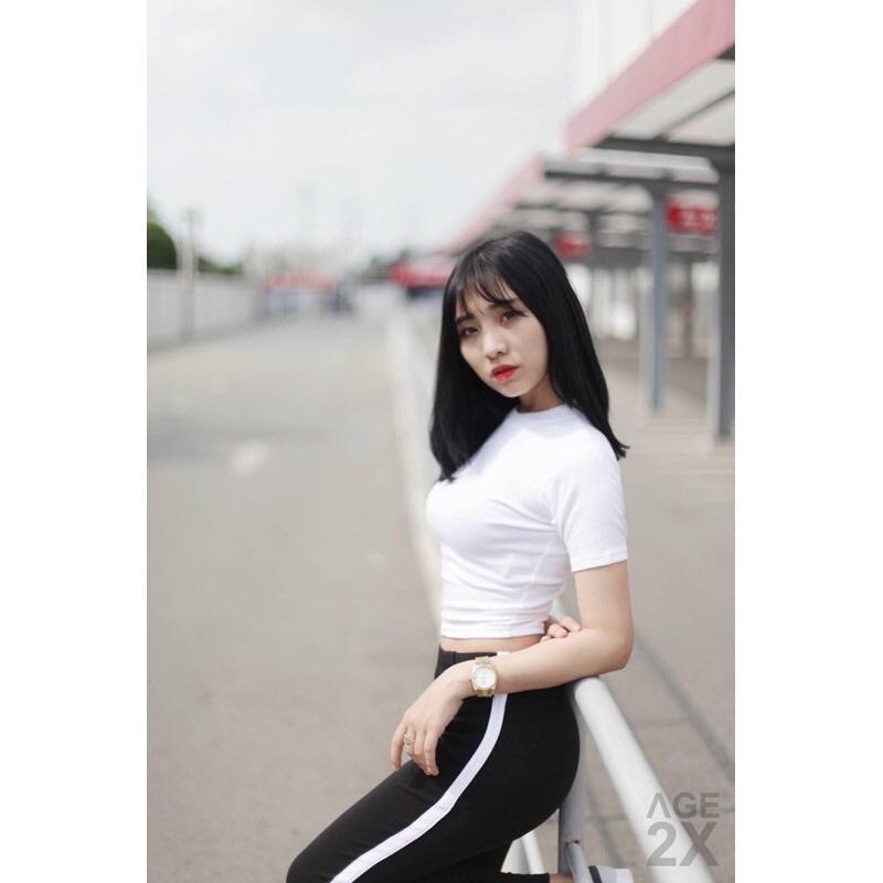 Áo thun nữ croptop tay ngắn đẹp ôm body unisex - áp phông croptop hai màu đen trắng chất cotton mát