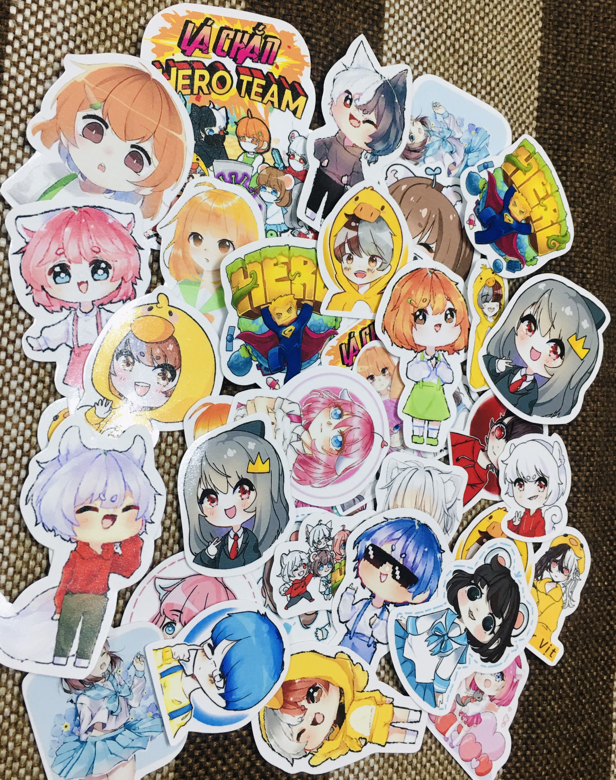 Hình ảnh Set 30 Sticker Hero Team