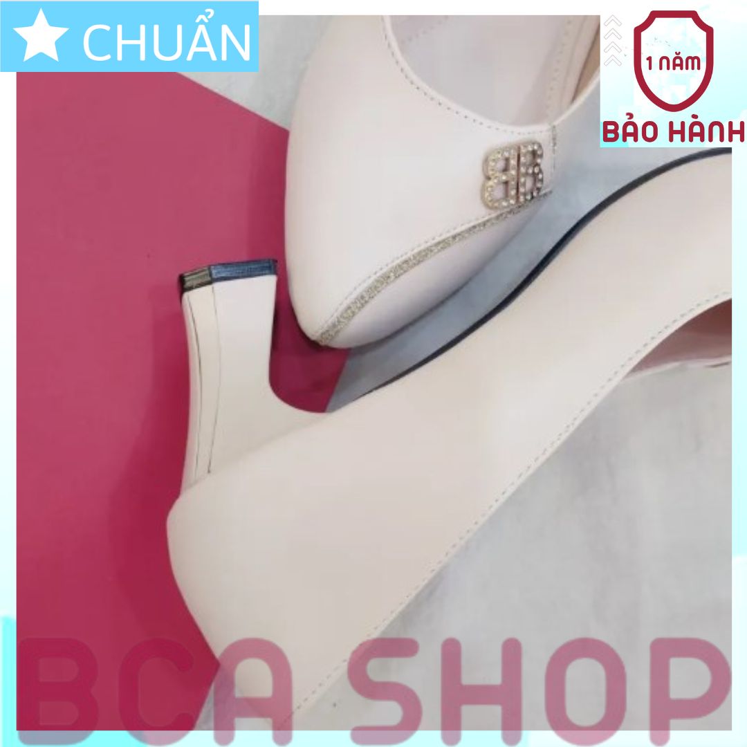 Giày cao gót nữ 5p RO375 ROSATA tại BCASHOP mũi tròn nhẹ nhấn 1 đường hạt lấp lánh - màu kem