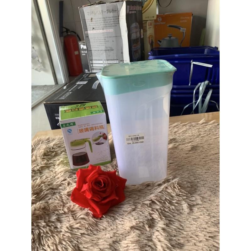 Bình nhựa vuông 1.5l