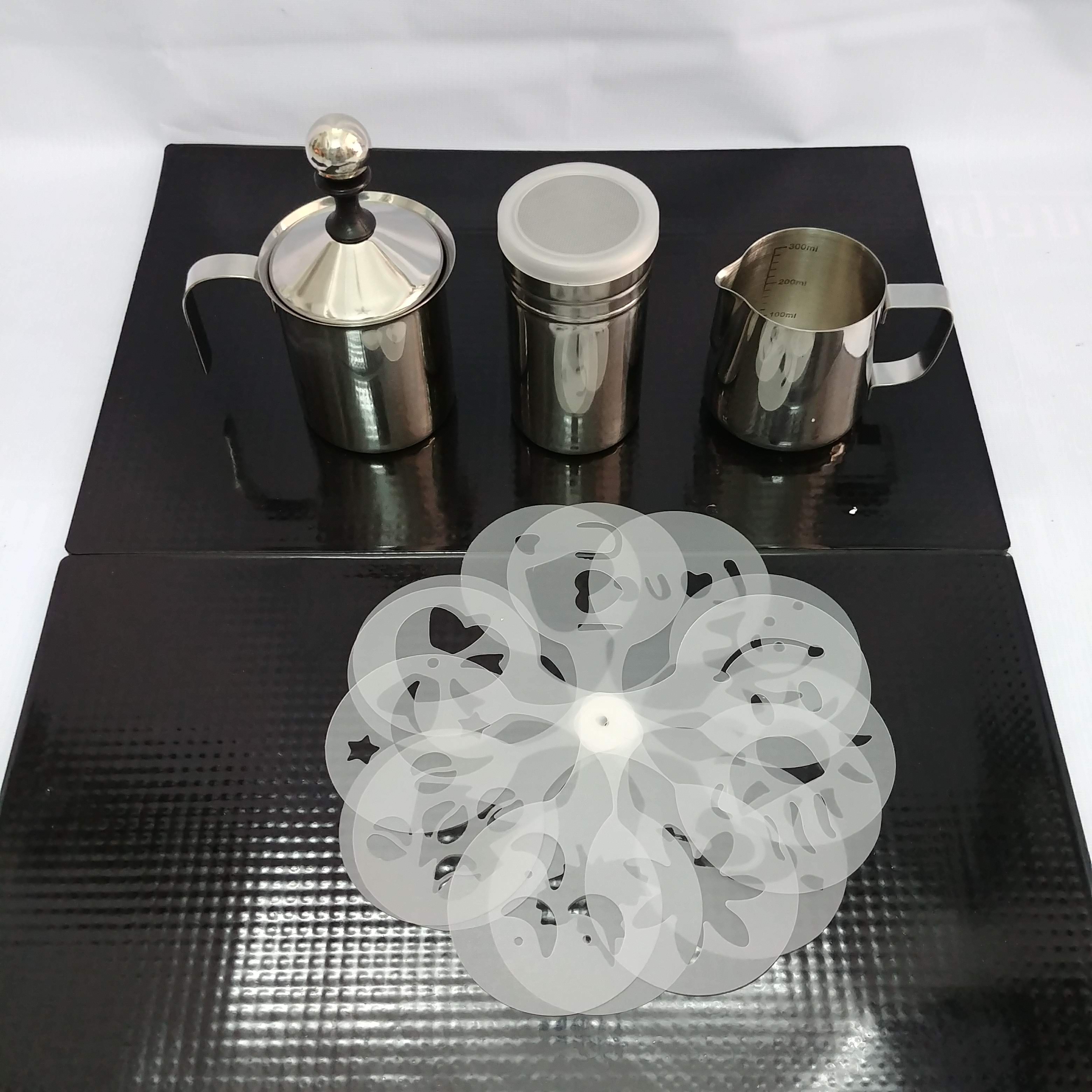 Bộ 4 dụng cụ đánh bọt sữa có khuôn rắc bột