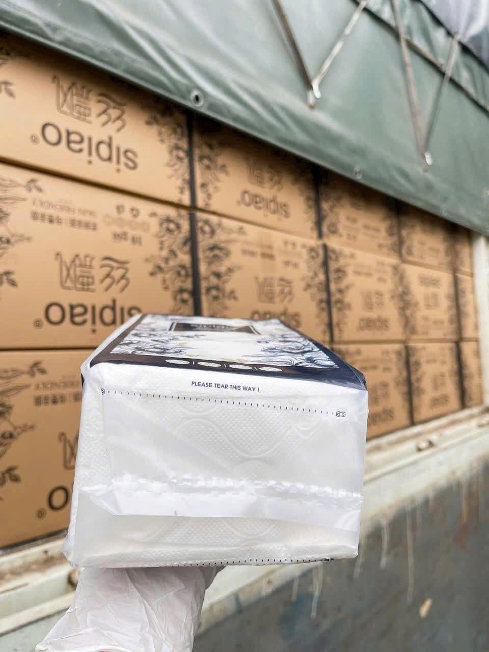 Bịch Giấy Rút Treo Tường Đa Năng Sipiao Hoa Xanh Đen 1300 Tờ Thấm Hút Tốt