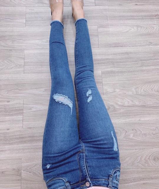 Quần jeans ôm rách nhẹ cắt gấu