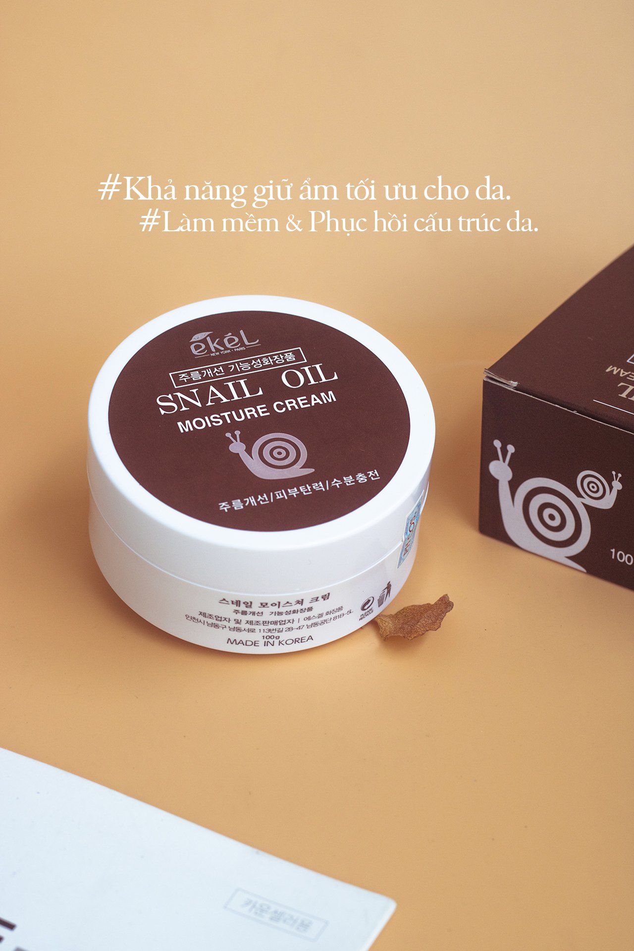 Kem Dưỡng Ẩm Da Tinh Chất Ốc Sên Ekel Snail Moisture Cream 100gr ( Date 3/2023 )