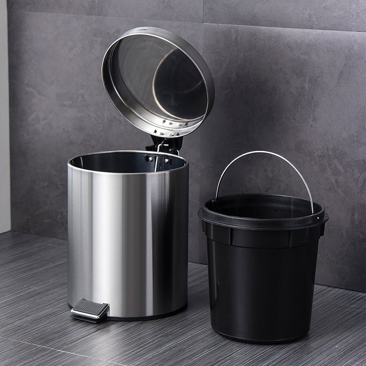 Thùng rác inox đạp chân 12L có nắp đóng chậm cao cấp