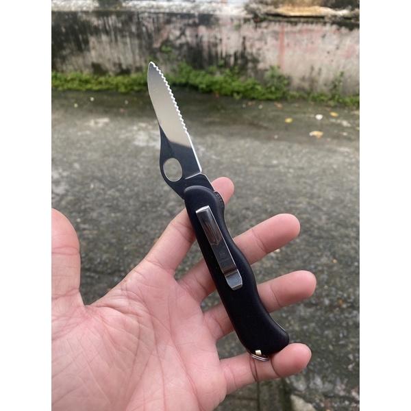 Victorinox Sentinel Onehand Clip bản lưỡi răng cưa, new 100% Fullbox