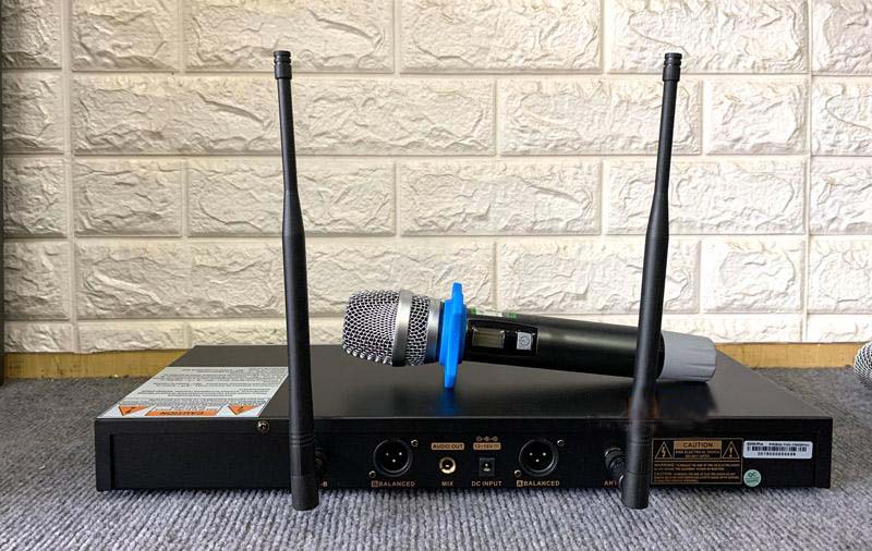 Micro không dây VinaKTV S500 Pro