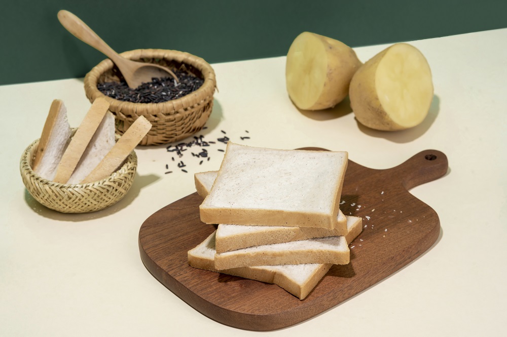 Bánh mì momiji sandwich khoai tây gạo lứt 300g