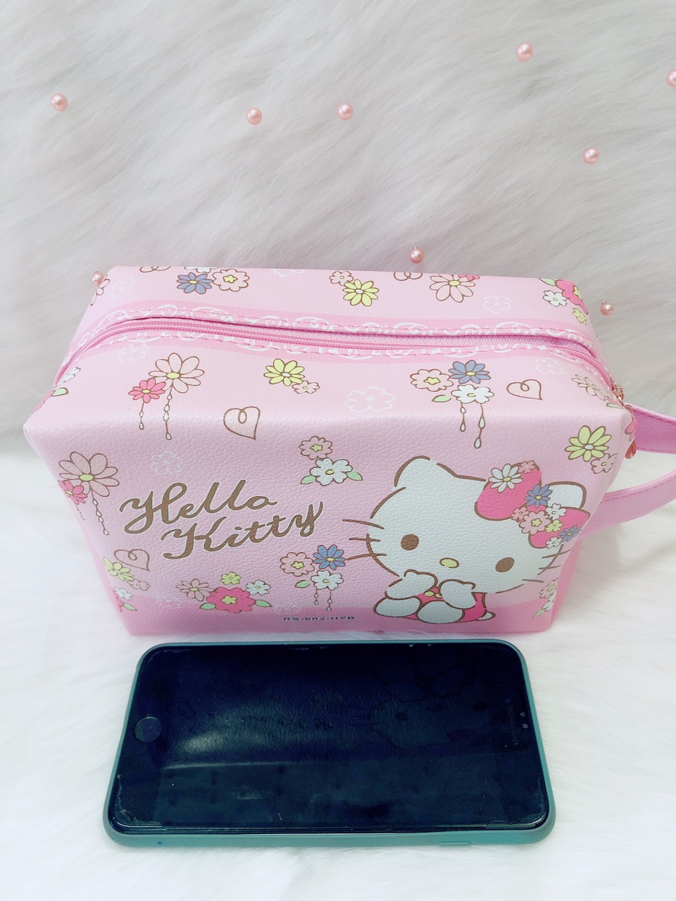 Bóp viết ,bóp mỹ phẫm Hello Kitty