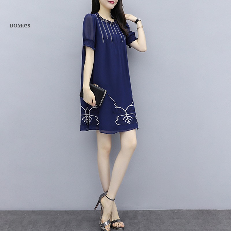 Váy suông nữ họa tiết độc đáo Còn size M (46-53)kg
