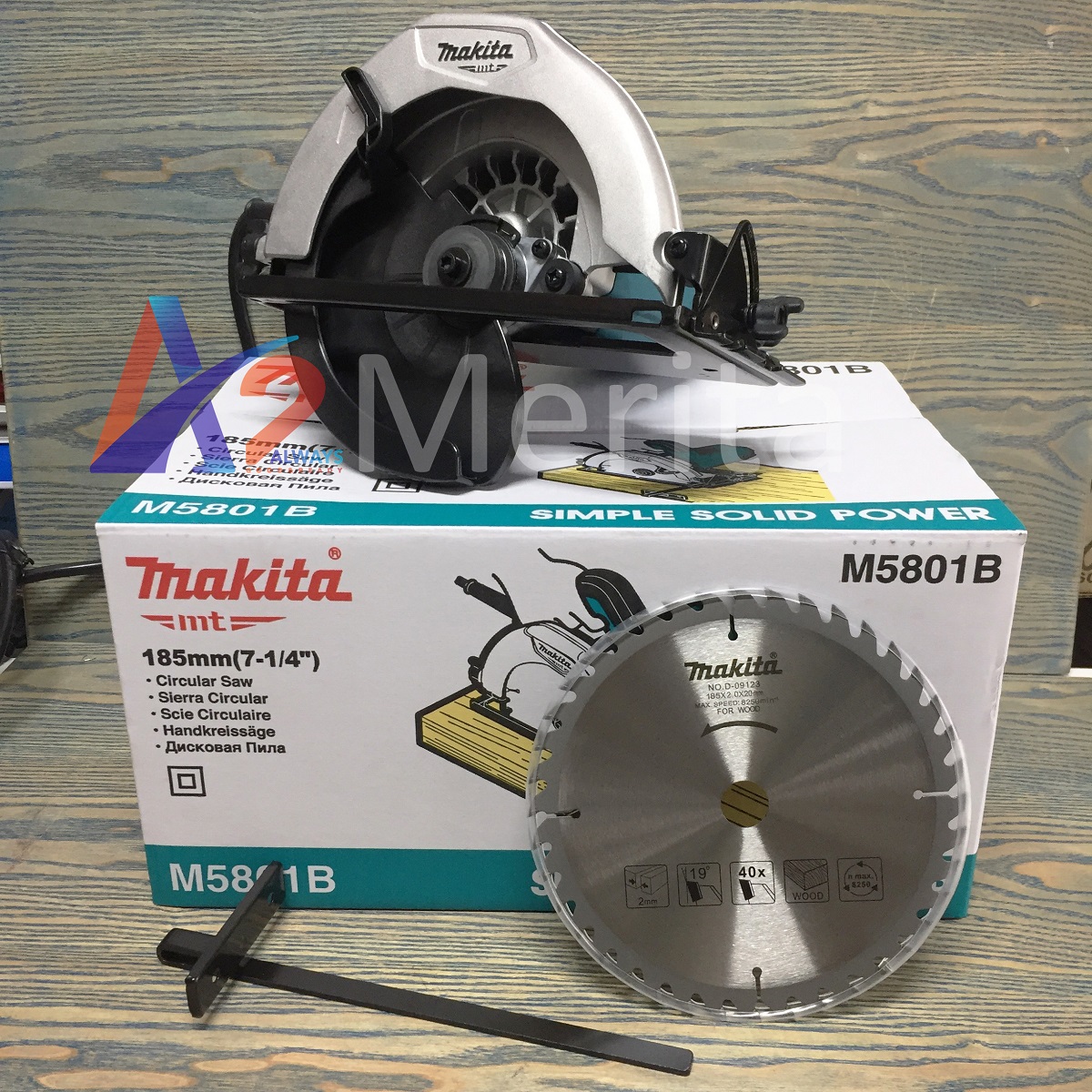 Máy cắt gỗ D185-1050W Makita MT