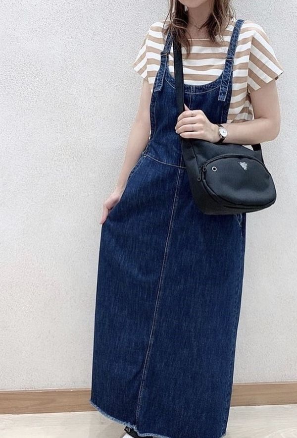 Đầm yếm jeans dáng dài Heart M/rket xuất Nhật dành cho Nữ. Chất jeans mềm mại, co giãn thoải mái