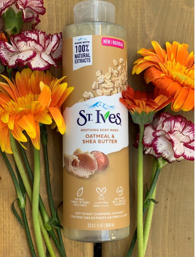 Sữa tắm dưỡng da St.Ives Yến mạch và Bơ 650ml