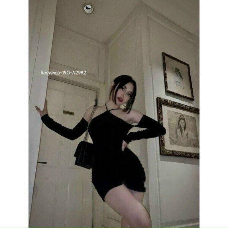 Đầm body dây yếm cổ