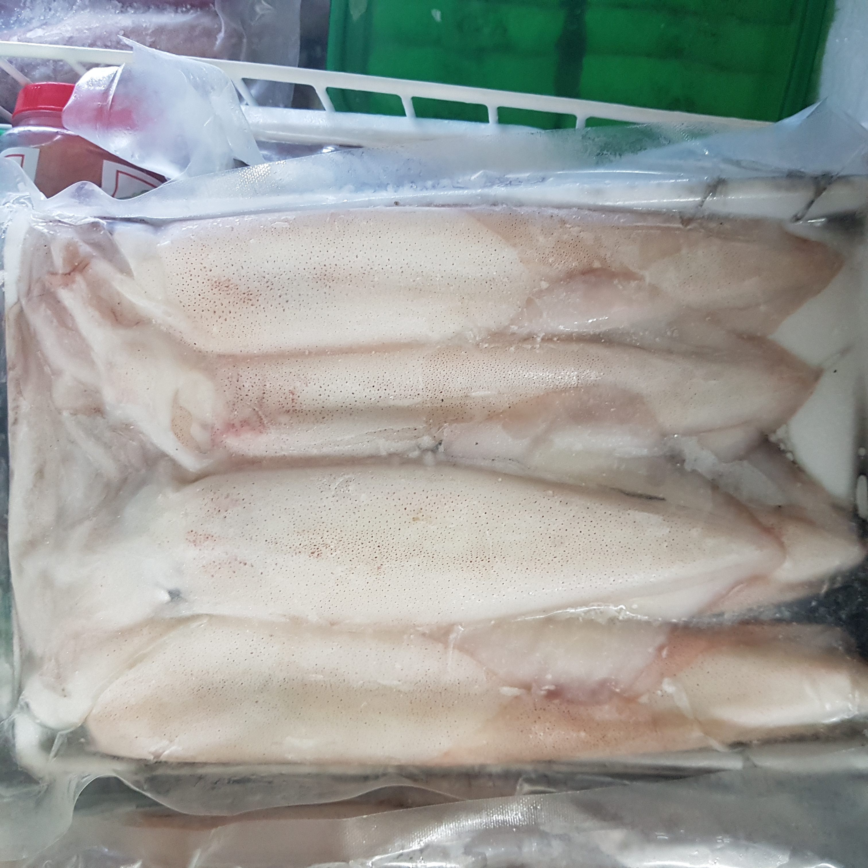 - Mực Ống Tươi 4-5 Con/Kg