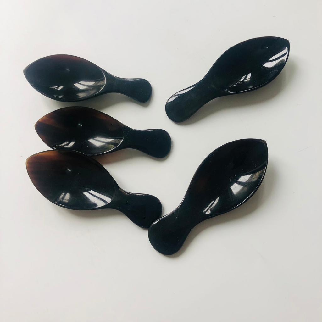 Thìa Muỗng Sừng Đen Nhỏ Xinh, Thìa Xúc, Muỗng Nêm Gia Vị, Soup, Chè, Chụp Ảnh Decor Xinh Xắn