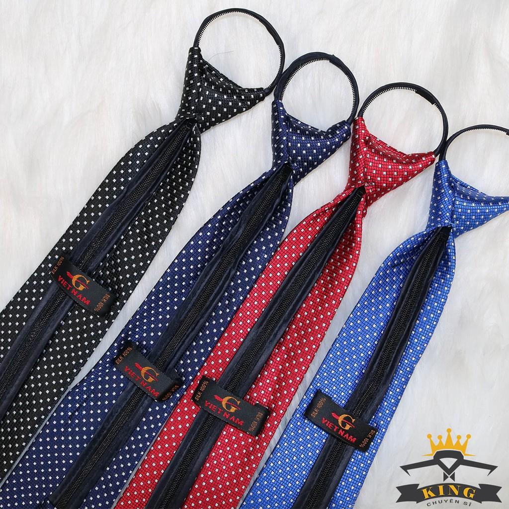 Cà vạt nam KING màu đen cho công sở và chú rể thắt sẵn mẫu chấm bi giá rẻ C019