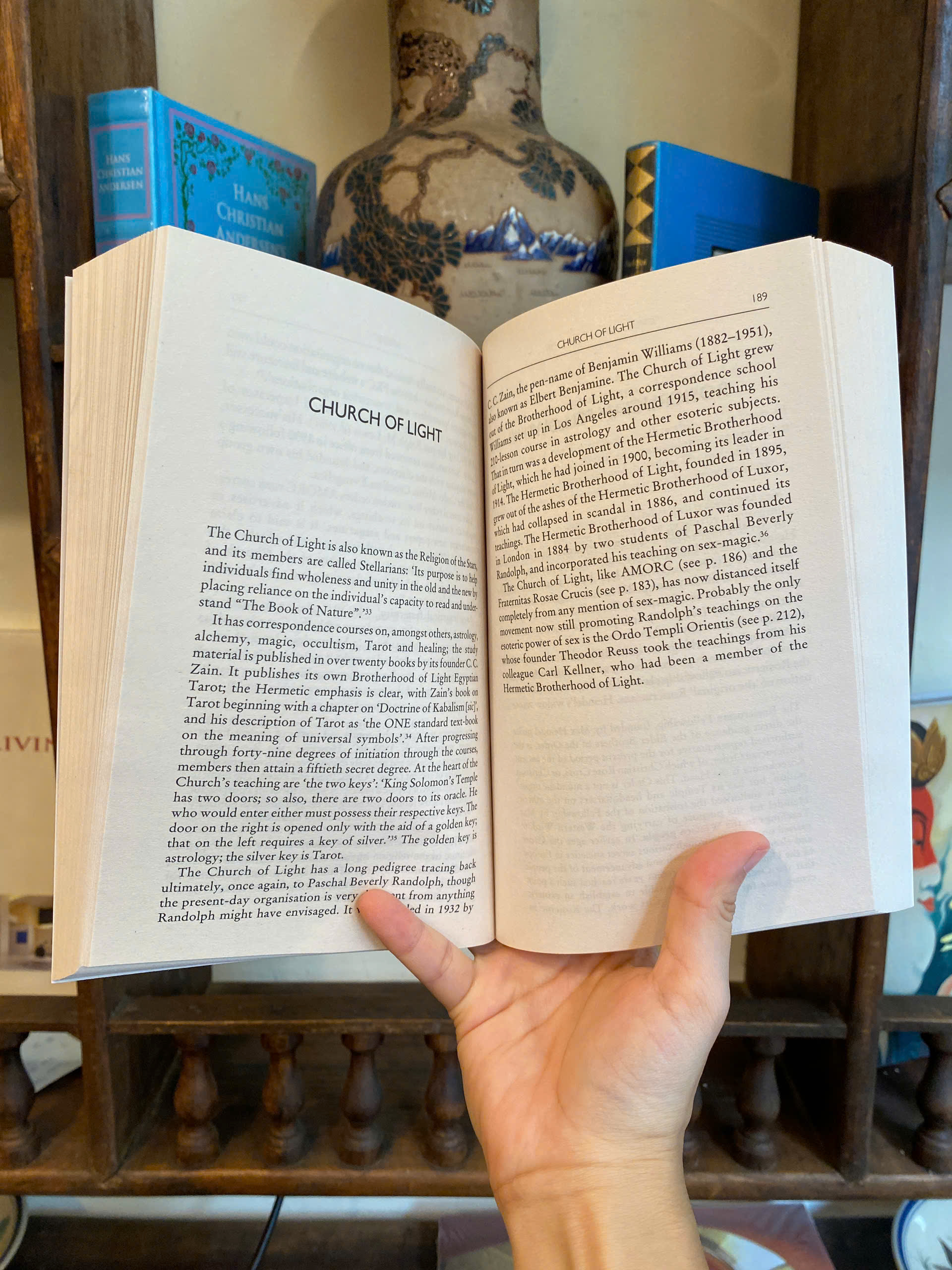 Sách - A Brief Guide to Secret Religions by David V. Barrett | History Nonfiction / Ngoại văn