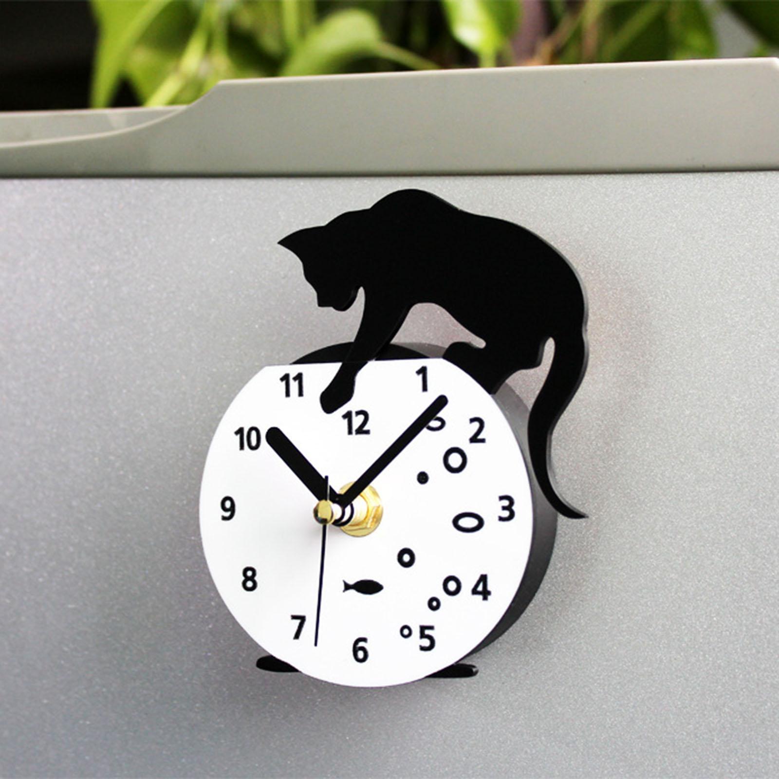 Kitten Fridge  Clock Refrigerator Magnets  Wall Clock for Decor