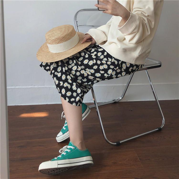 Váy Yếm 2 Dây Hoa Cúc Chất Thô Dáng Vay A Nhẹ