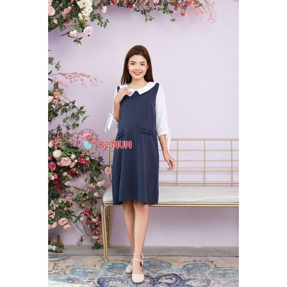 Váy kẻ cổ trắng