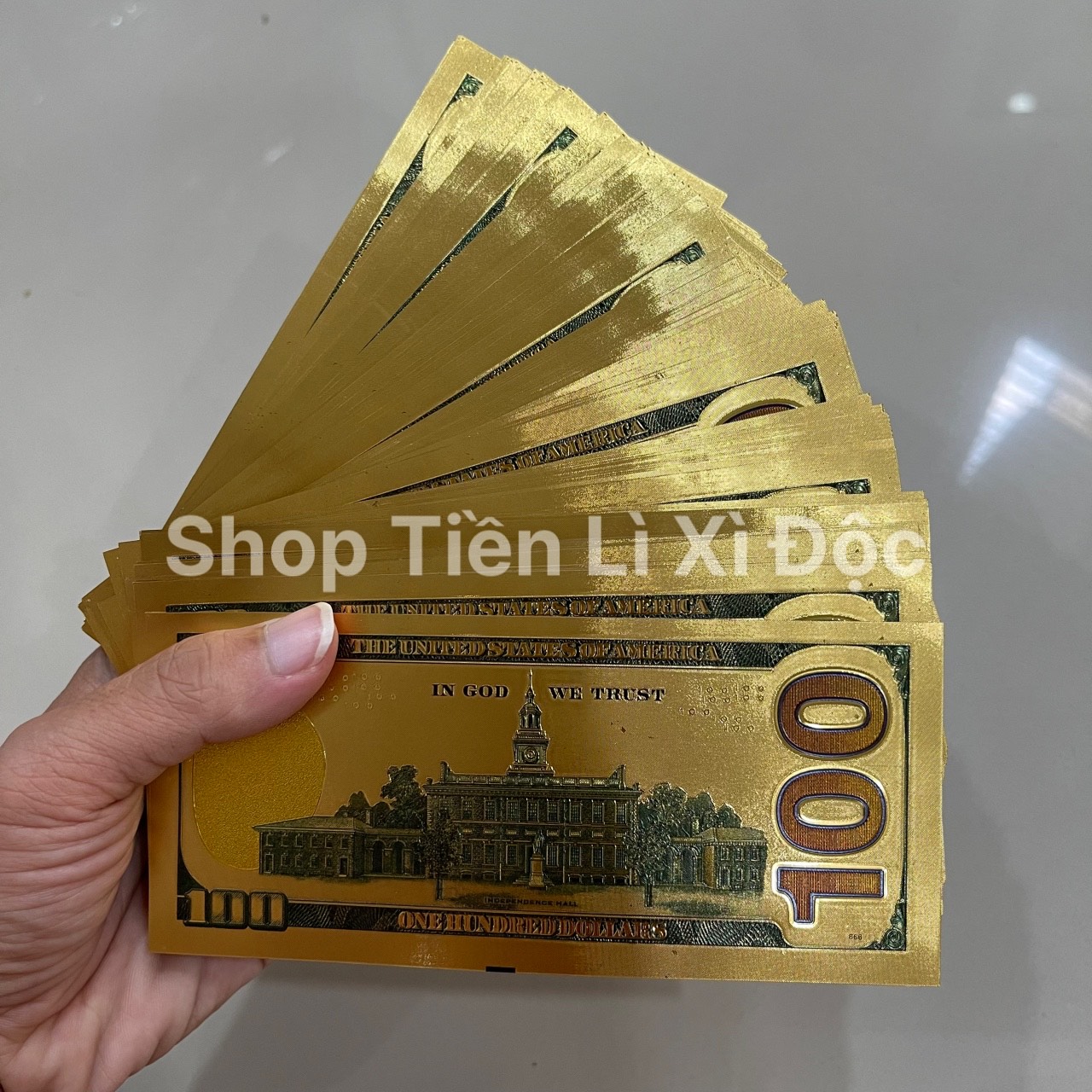 Sỉ Combo 100 Tờ Tiền 100 Usd Plastic Mạ vàng Kỉ Niệm, May Mắn Phong Thủy
